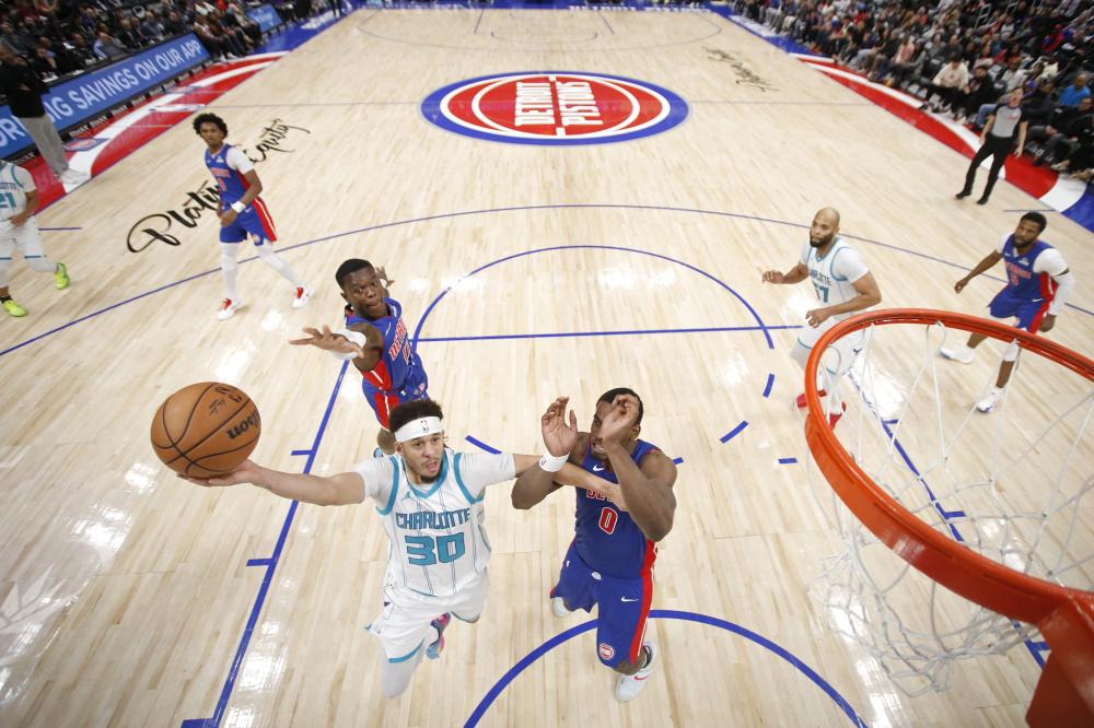 B费：基恩是曼联队史最好的队长之一，我有很多地方需要改进.