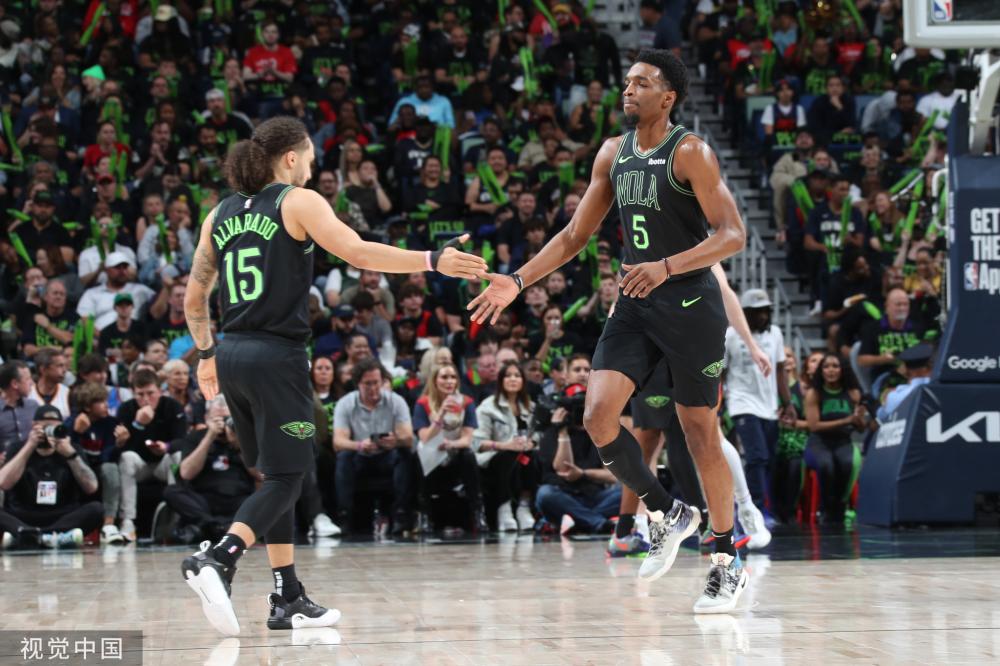 鏖战五局！上海女排3-2战胜山东女排 夺得2025年全锦赛冠军